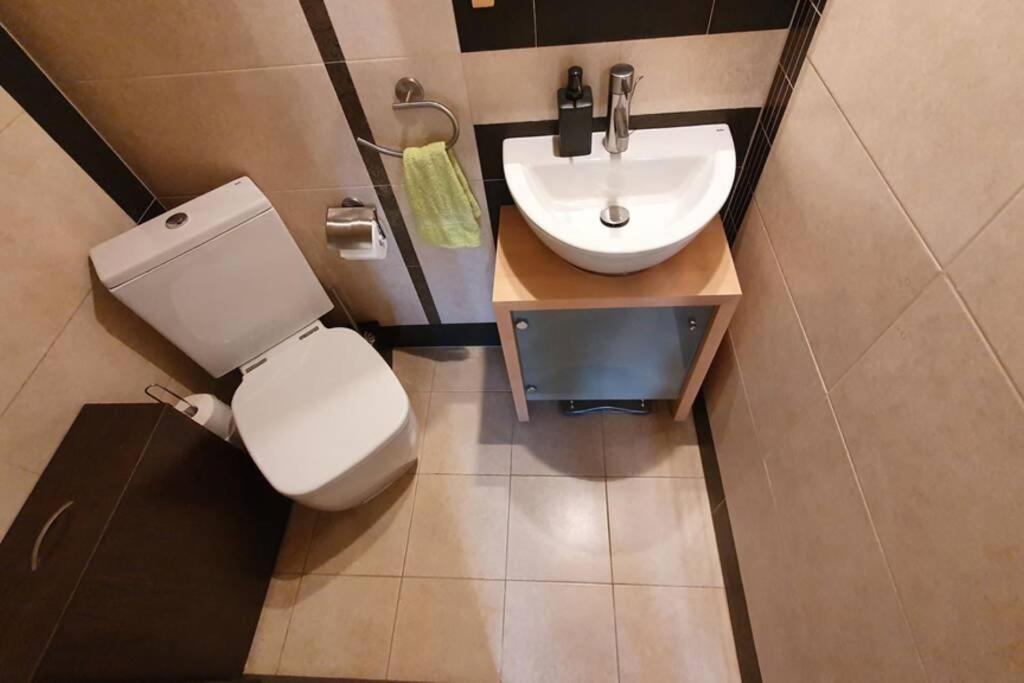 Igenyes 4 Fos Apartman Koezvetlen A Strandnal Apartment Csopak Luaran gambar